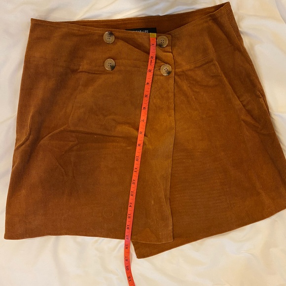 LIMITLESS CORDUROY HIGH WAISTED SKIRT - Picture 4 of 8